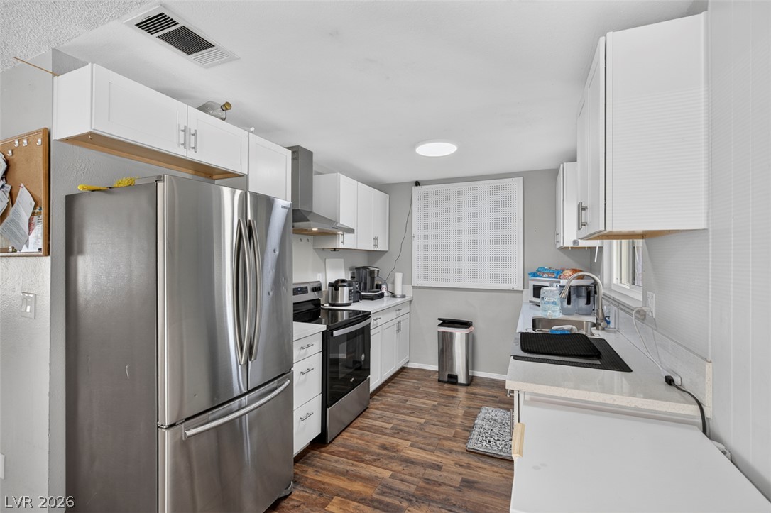 118 Maple Street Property Photo 4