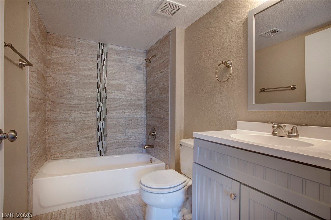 1908 Tierra Vista Drive 204 Property Photo 17