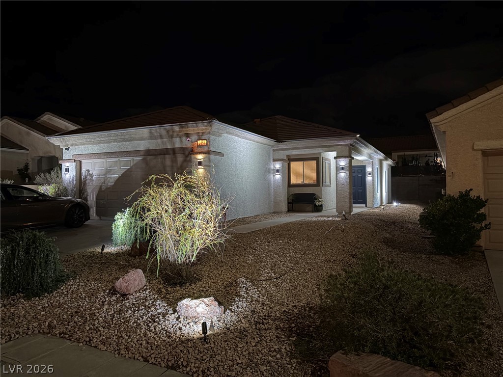 2851 Sapphire Desert Drive Property Photo 44
