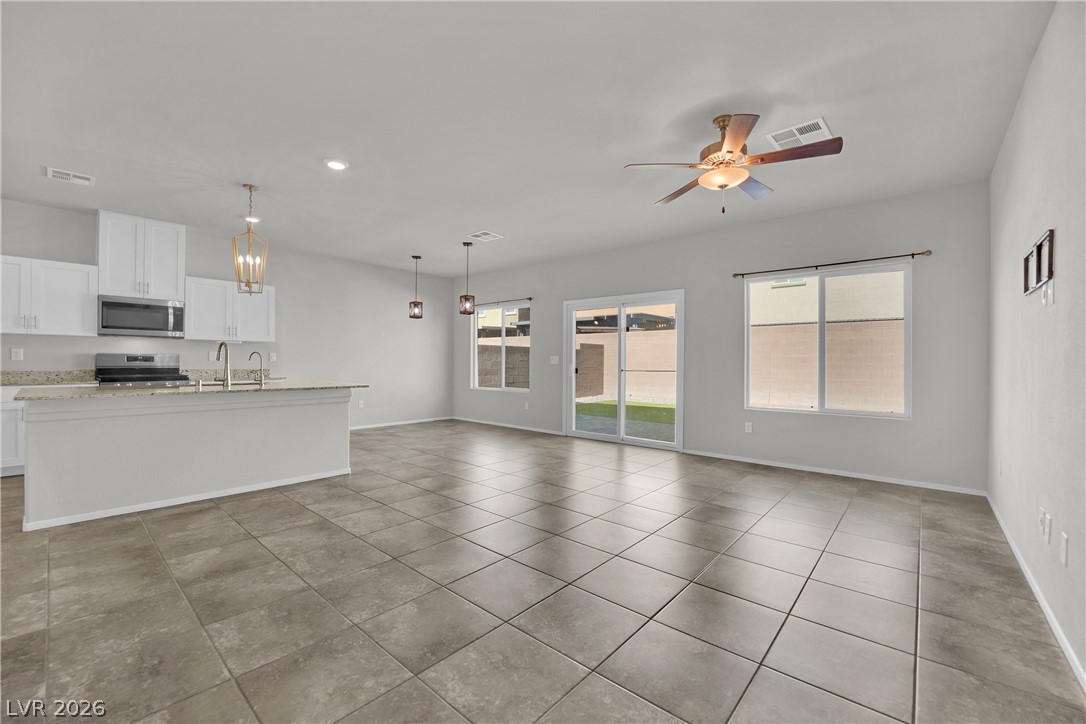 3752 Ramura Avenue Property Photo 4