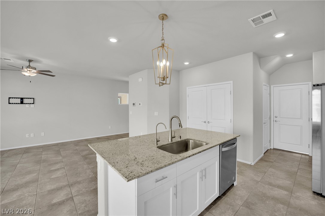 3752 Ramura Avenue Property Photo 9