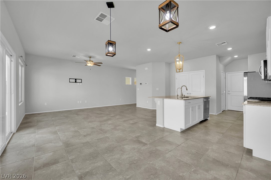 3752 Ramura Avenue Property Photo 15