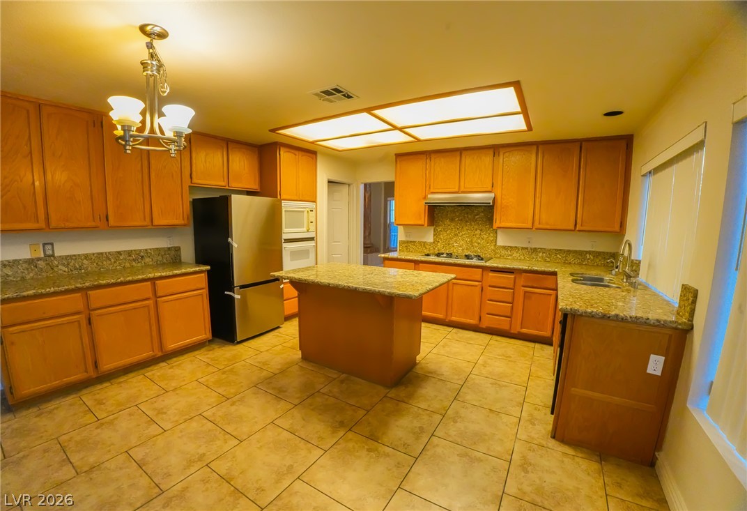 8407 Mount Nido Drive Property Photo 6
