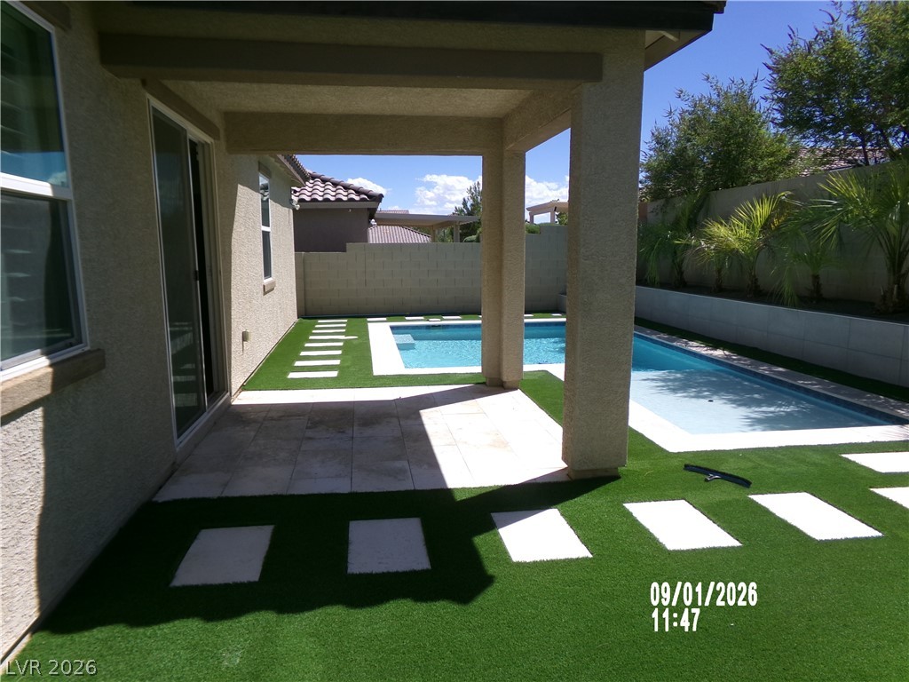 739 Star Apple Lane Property Photo 2
