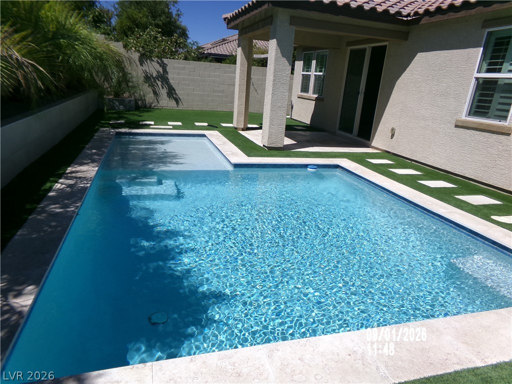 739 Star Apple Lane Property Photo 3