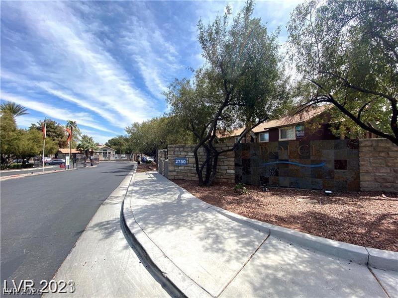 2750 South Durango Drive 1122 Property Photo 1