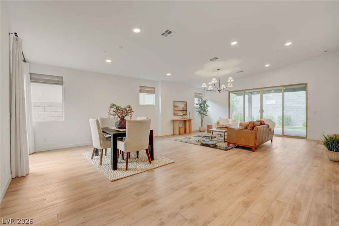 10151 Evergreen Pine Street Property Photo 15
