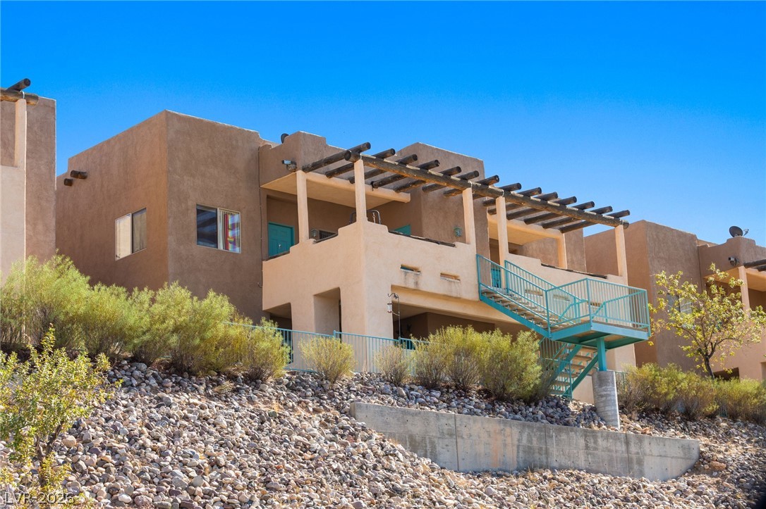 470 Turtleback Road 7B Property Photo 1