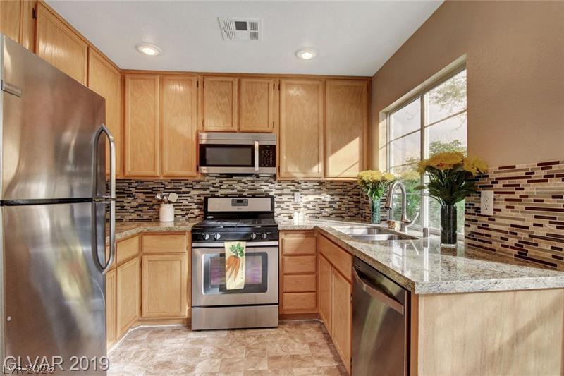 2647 Ridgewater Circle Property Photo 4