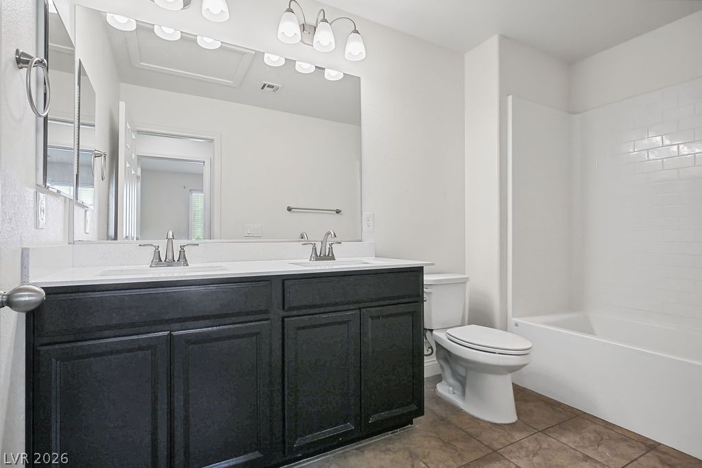 397 Stephen Clear Avenue Property Photo 58