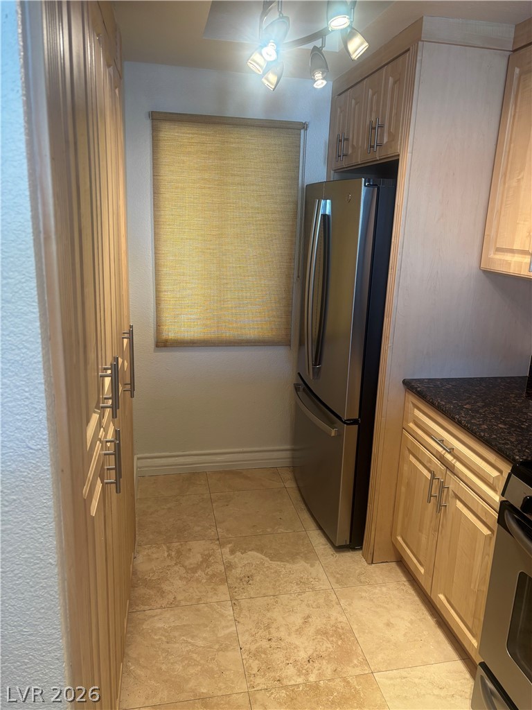 210 East Flamingo Road 123 Property Photo 7