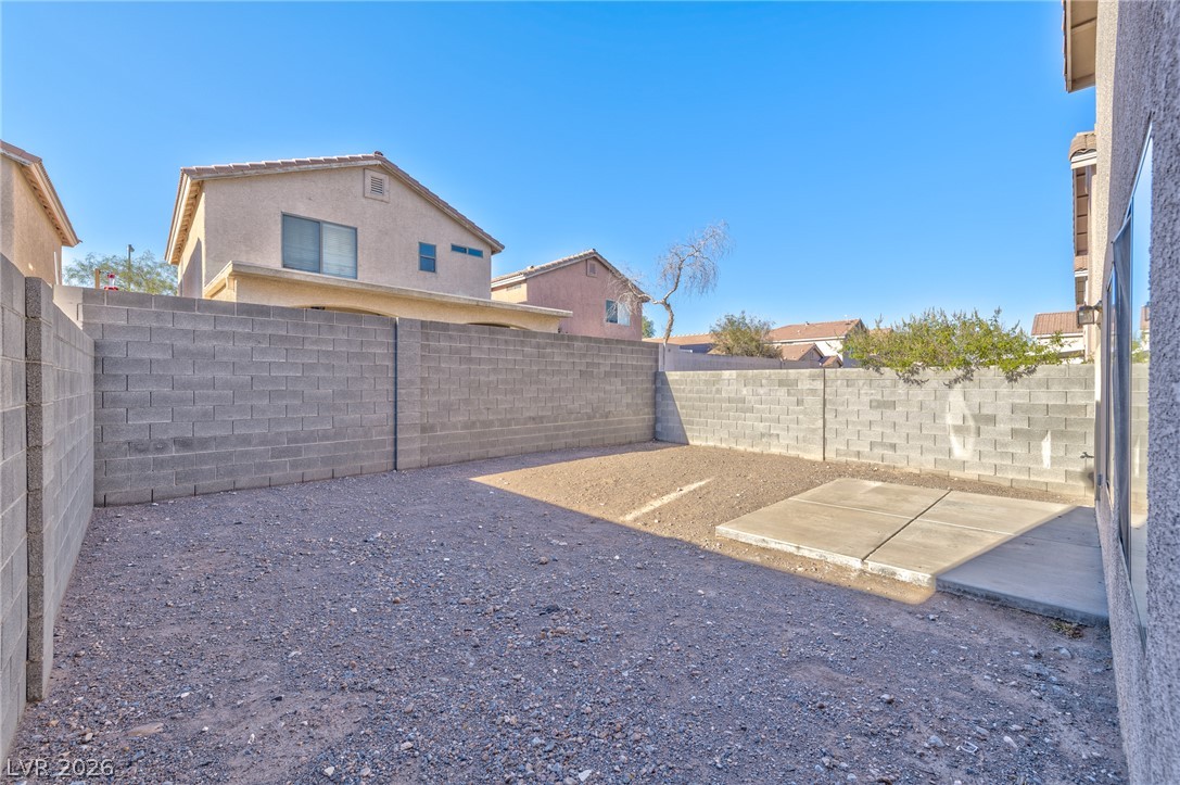 4816 Englewood Avenue Property Photo 3