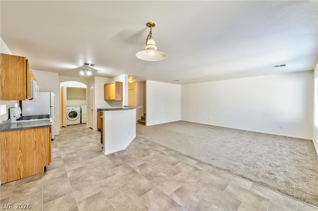 4816 Englewood Avenue Property Photo 7