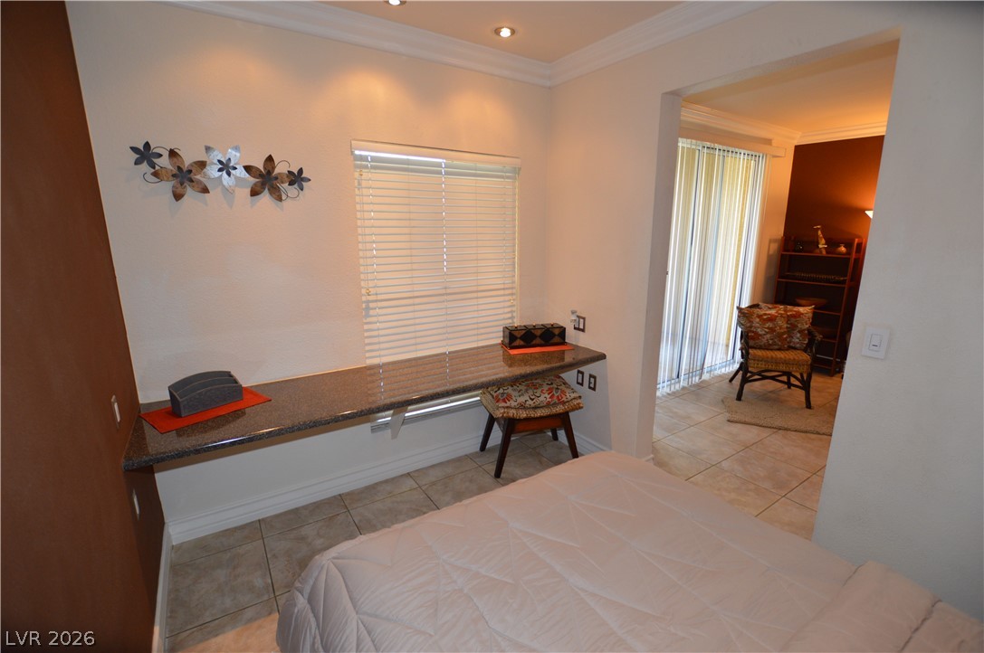 270 East Flamingo Road 328 Property Photo 5