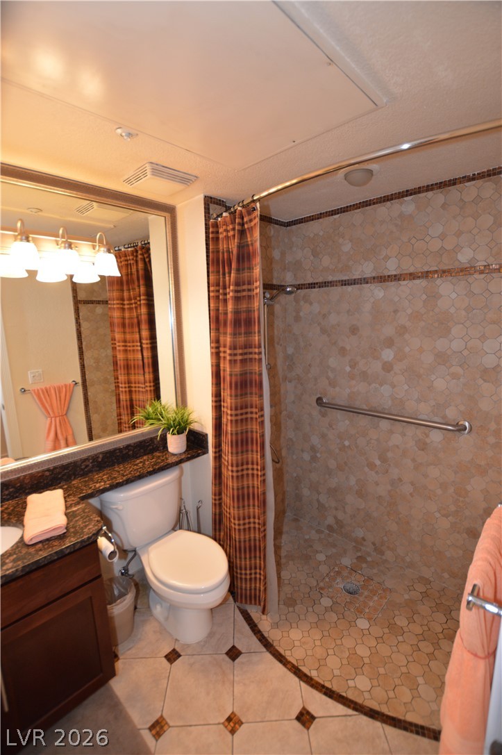 270 East Flamingo Road 328 Property Photo 9