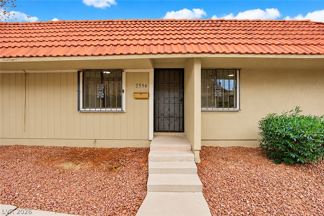 2556 Paradise Village Way Property Photo 10