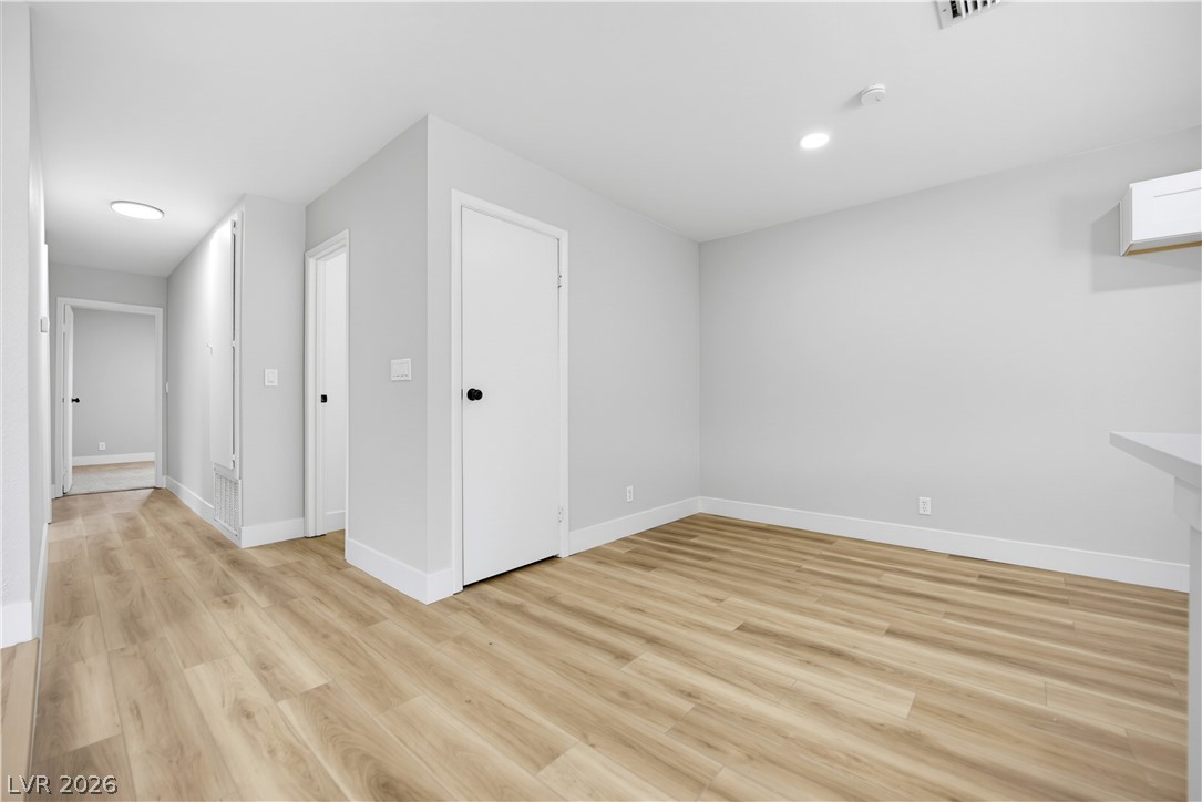 2556 Paradise Village Way Property Photo 13