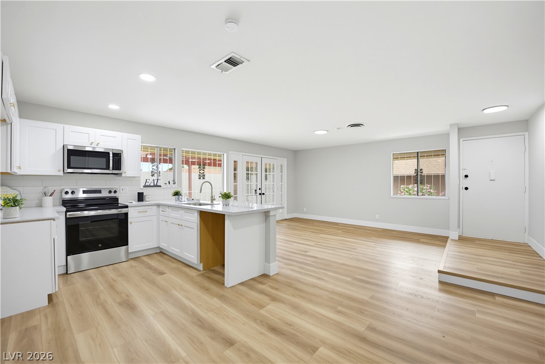 2556 Paradise Village Way Property Photo 14