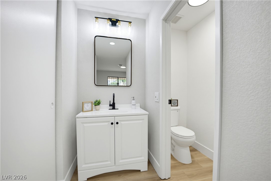 2556 Paradise Village Way Property Photo 24