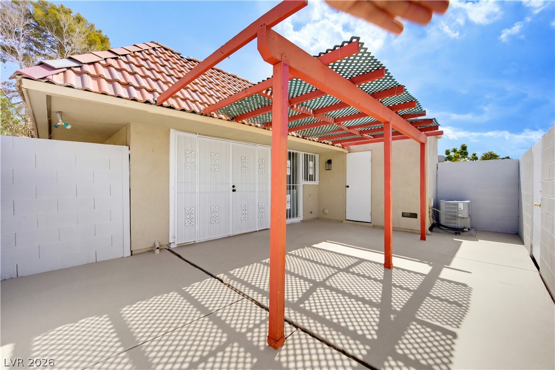 2556 Paradise Village Way Property Photo 31