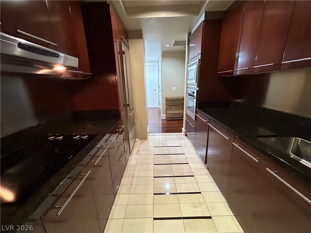 2700 Las Vegas Boulevard 707 Property Photo 6