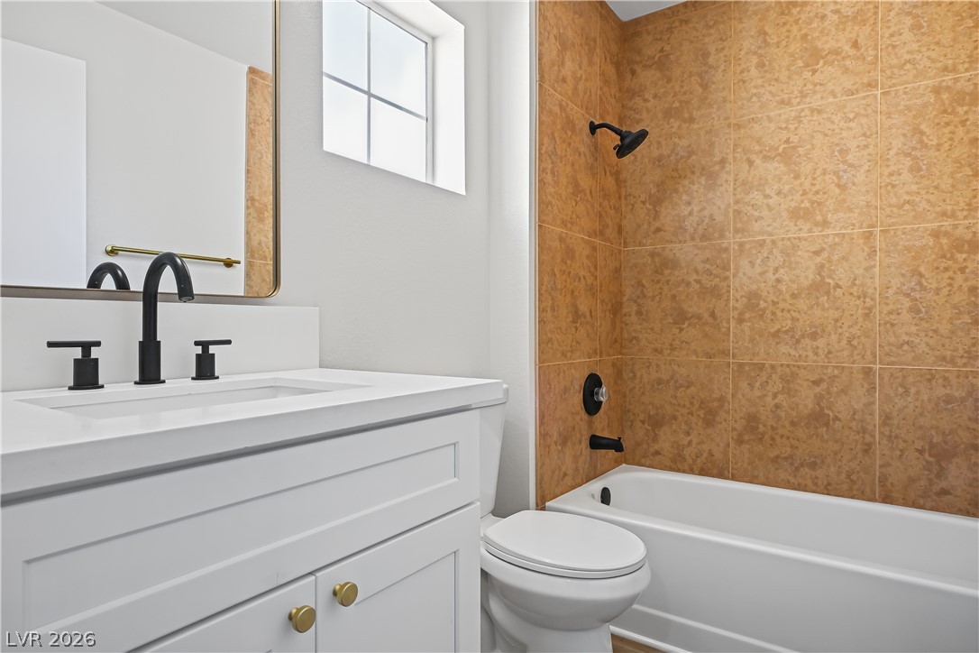 9009 Signal Terrace Drive Property Photo 32