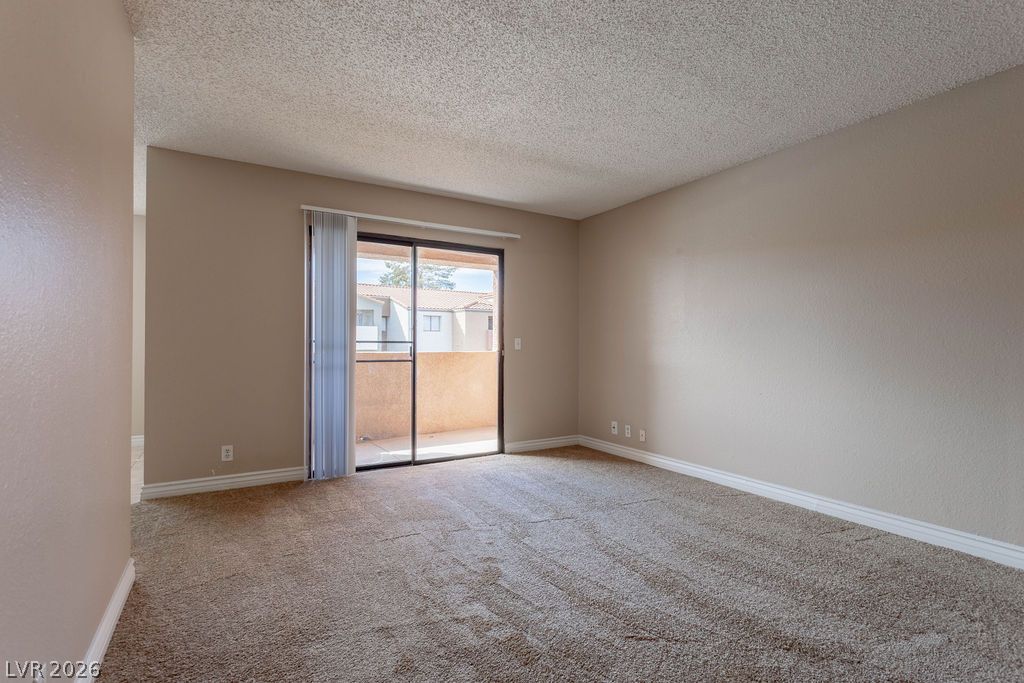 3151 Soaring Gulls Drive 2177 Property Photo 2