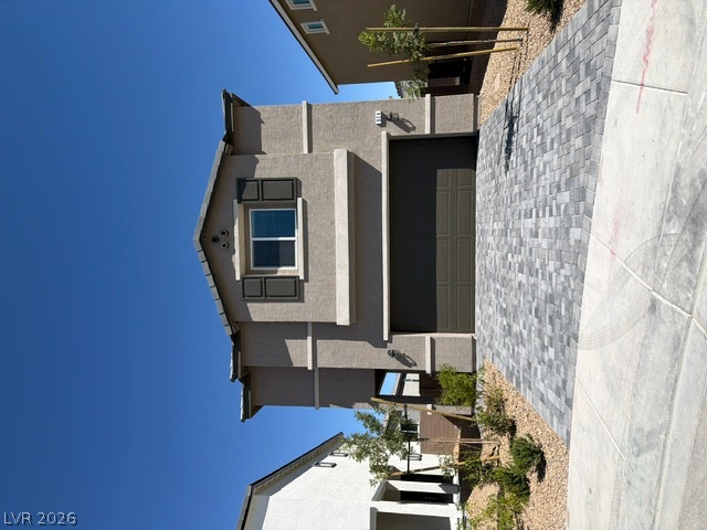 924 Alethea River Avenue Property Photo 1