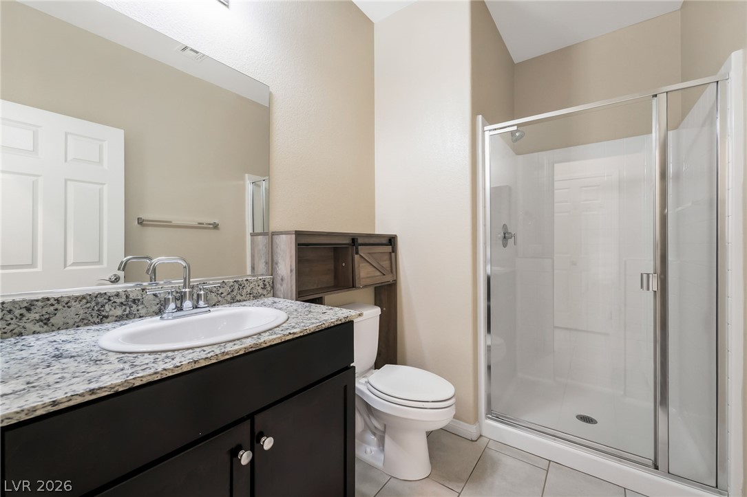 2915 Caxton Grove Drive Property Photo 11