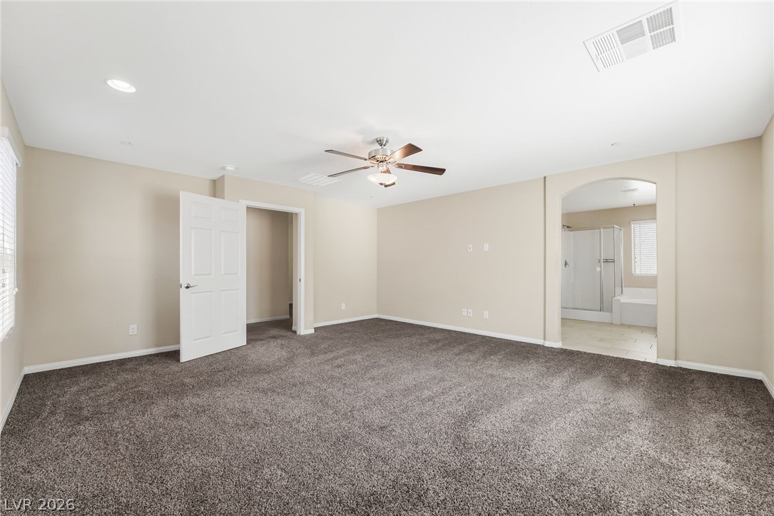 2915 Caxton Grove Drive Property Photo 14