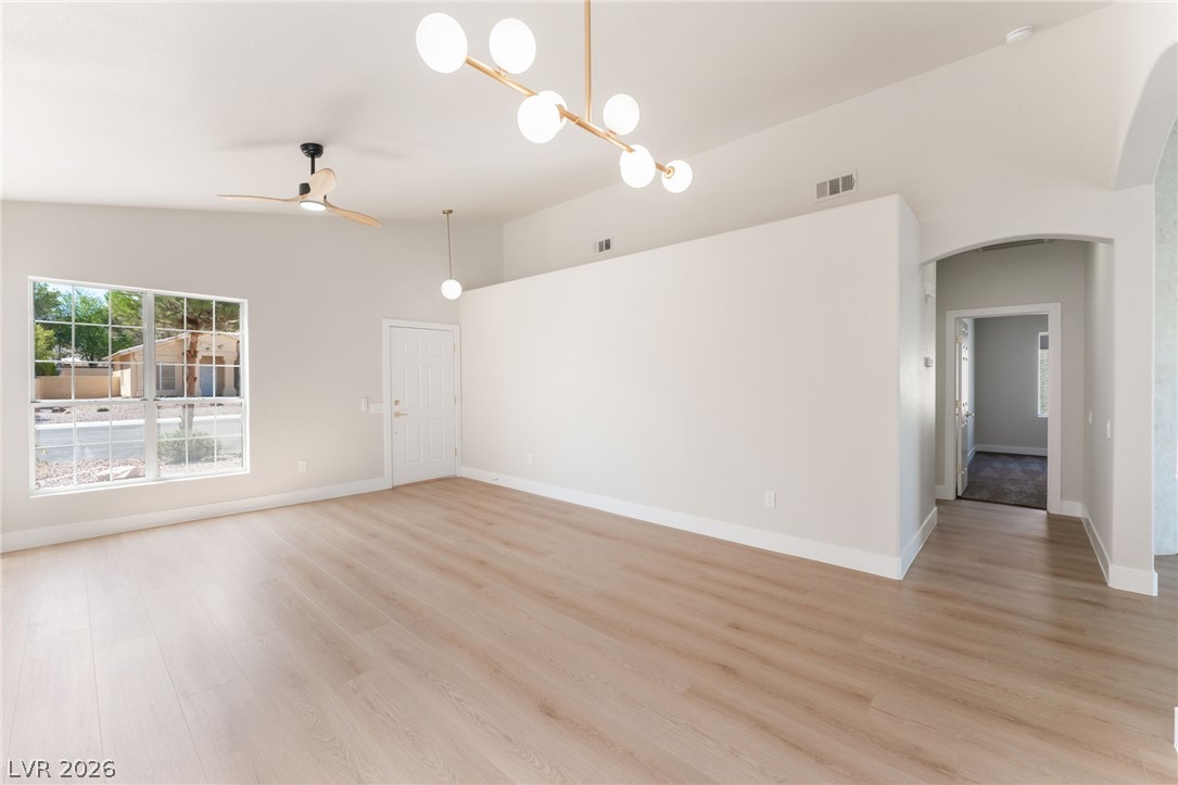 8408 Sea Glen Drive Property Photo 8