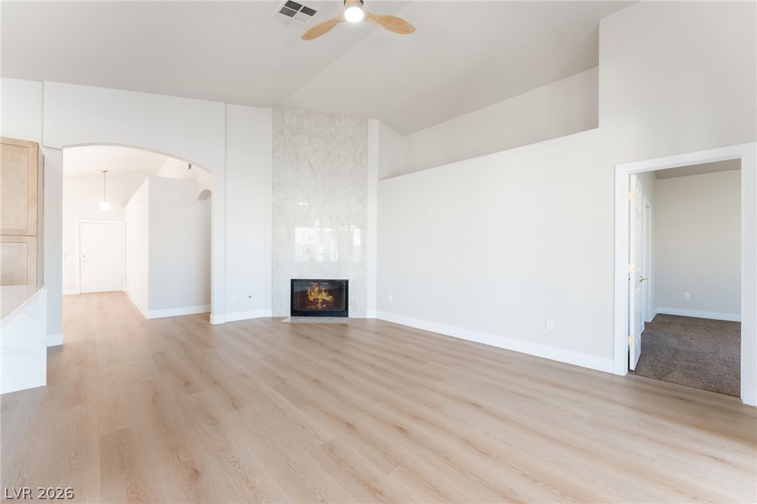 8408 Sea Glen Drive Property Photo 10