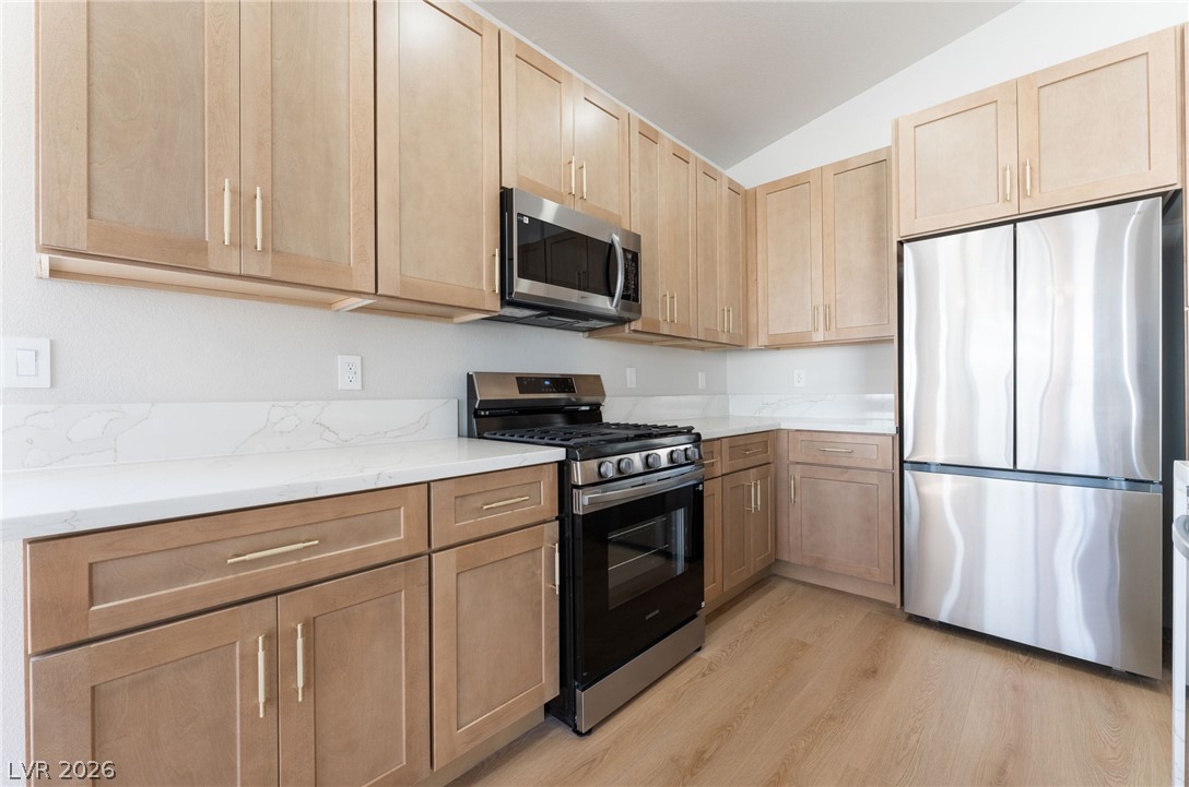 8408 Sea Glen Drive Property Photo 16