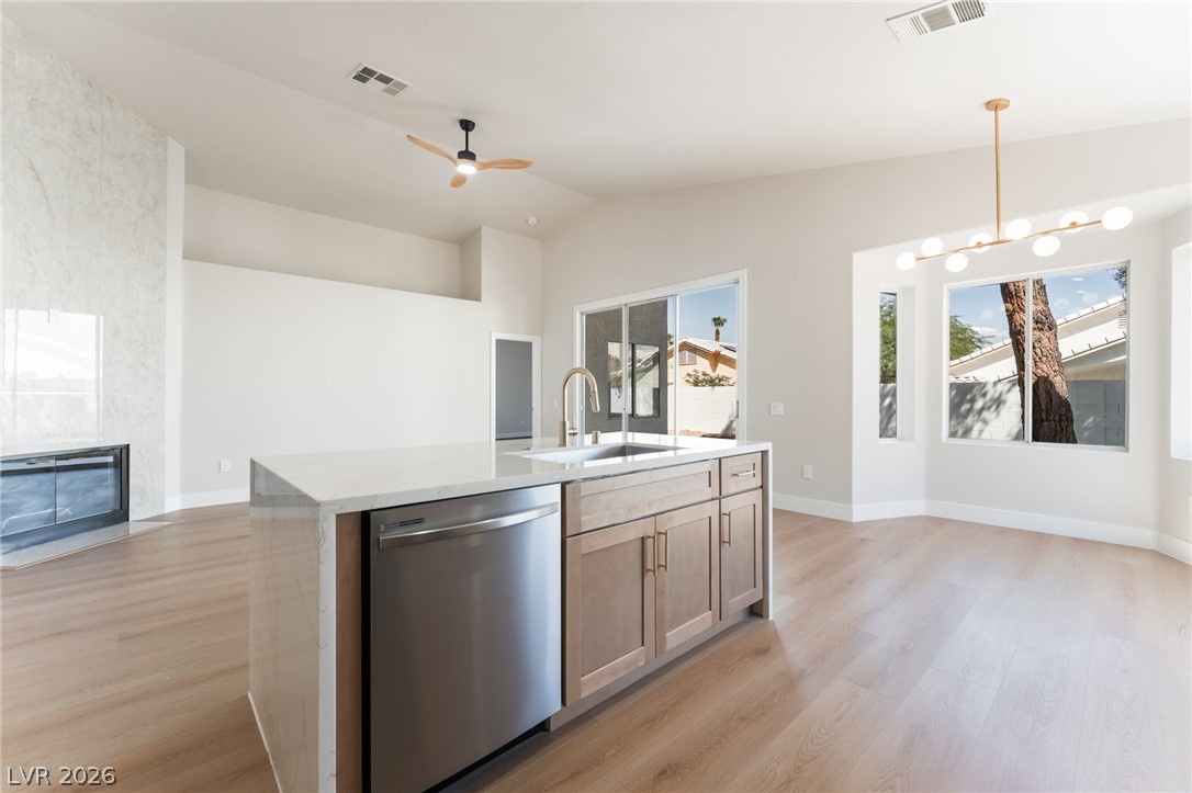 8408 Sea Glen Drive Property Photo 18