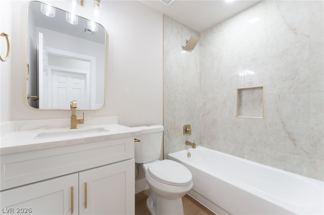8408 Sea Glen Drive Property Photo 32