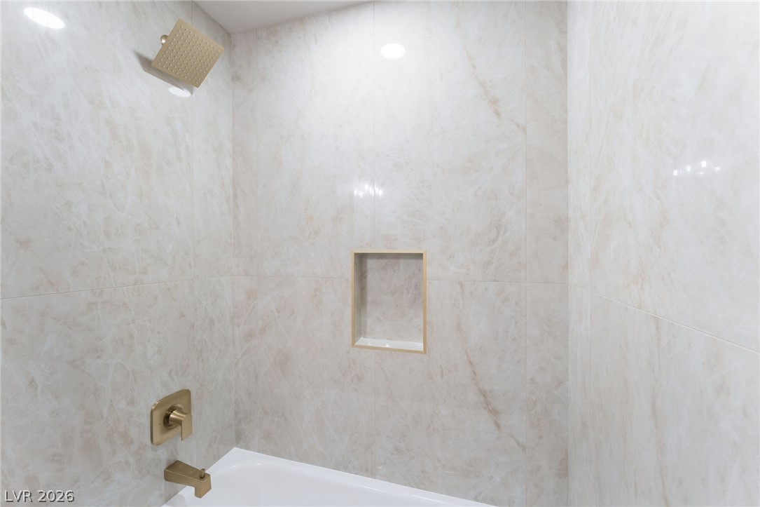 8408 Sea Glen Drive Property Photo 33