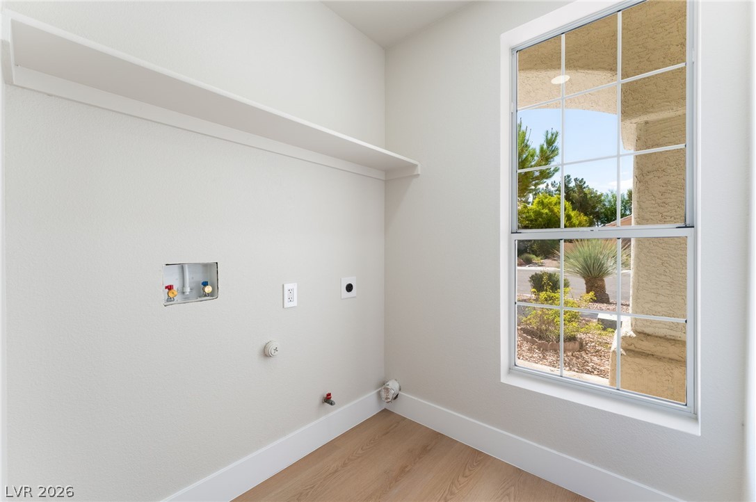8408 Sea Glen Drive Property Photo 36