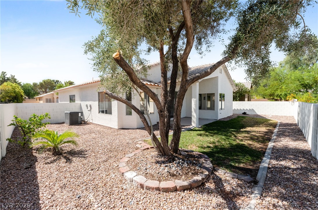 8408 Sea Glen Drive Property Photo 39