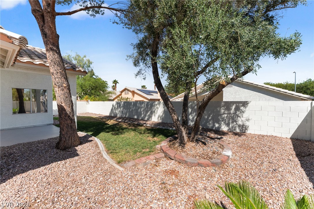 8408 Sea Glen Drive Property Photo 41