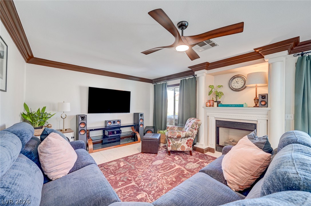 2722 Aspen Wood Avenue Property Photo 12