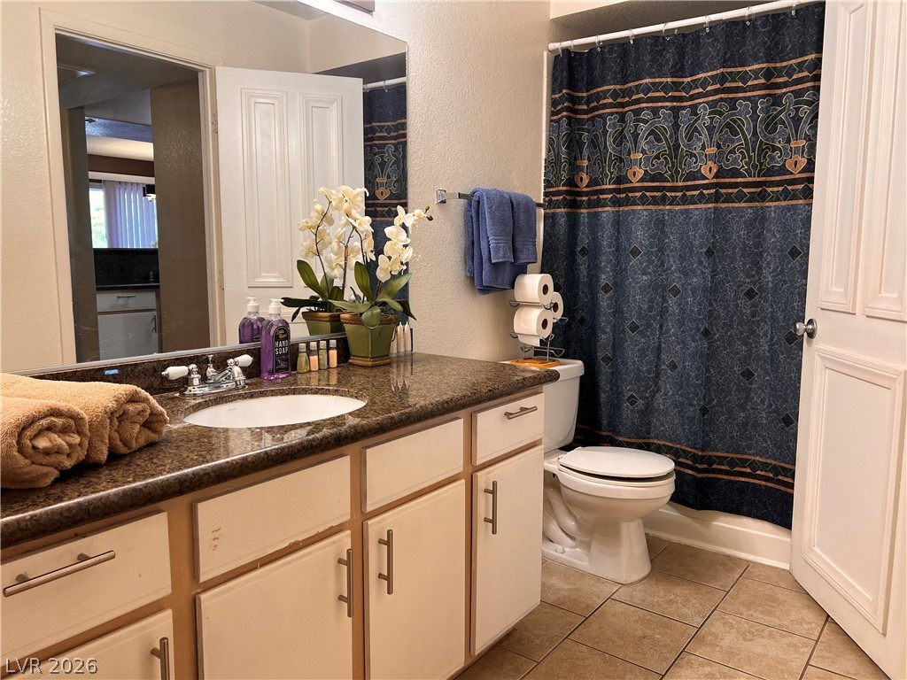 2300 East Silverado Ranch Boulevard 2158 Property Photo 15