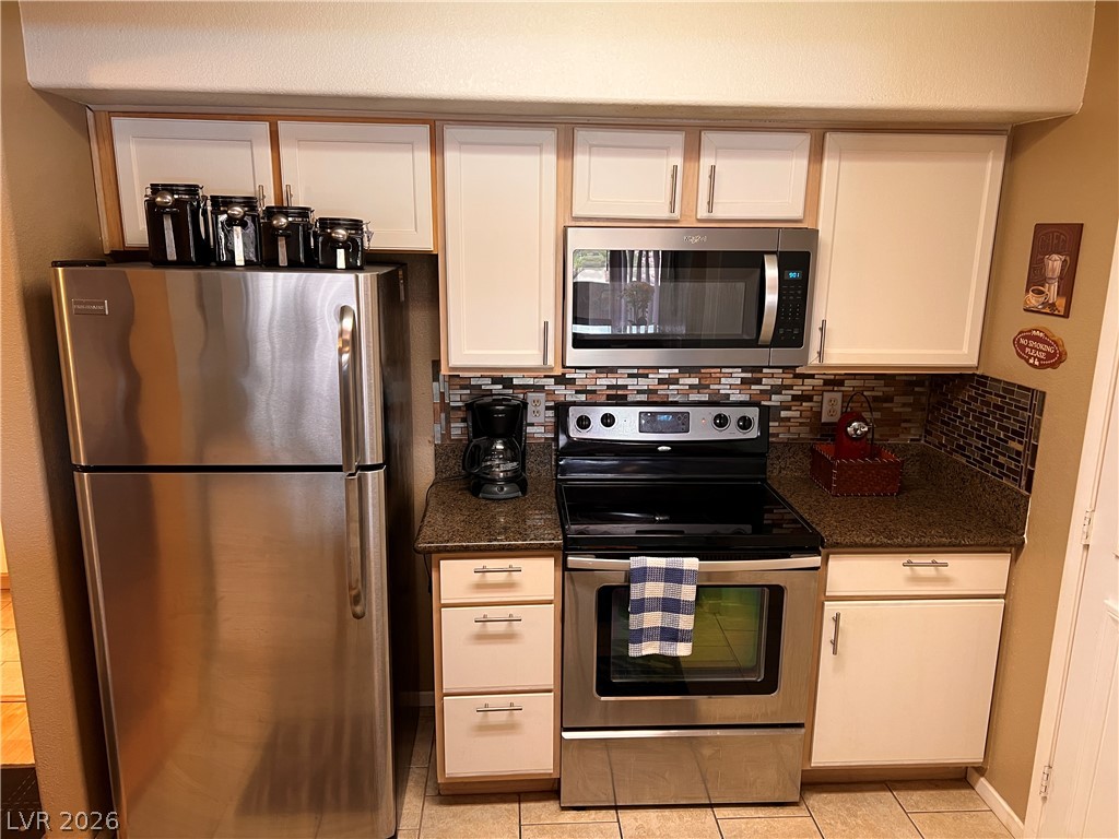 2300 East Silverado Ranch Boulevard 2158 Property Photo 20