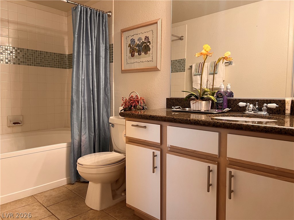 2300 East Silverado Ranch Boulevard 2158 Property Photo 30