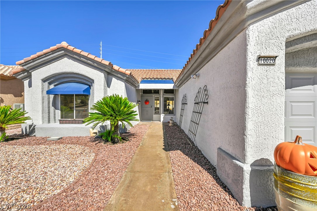 10020 Villa Ridge Drive Property Photo 2