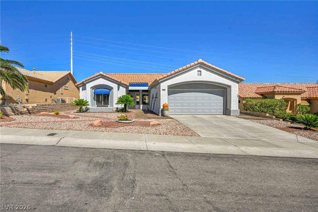 10020 Villa Ridge Drive Property Photo 3