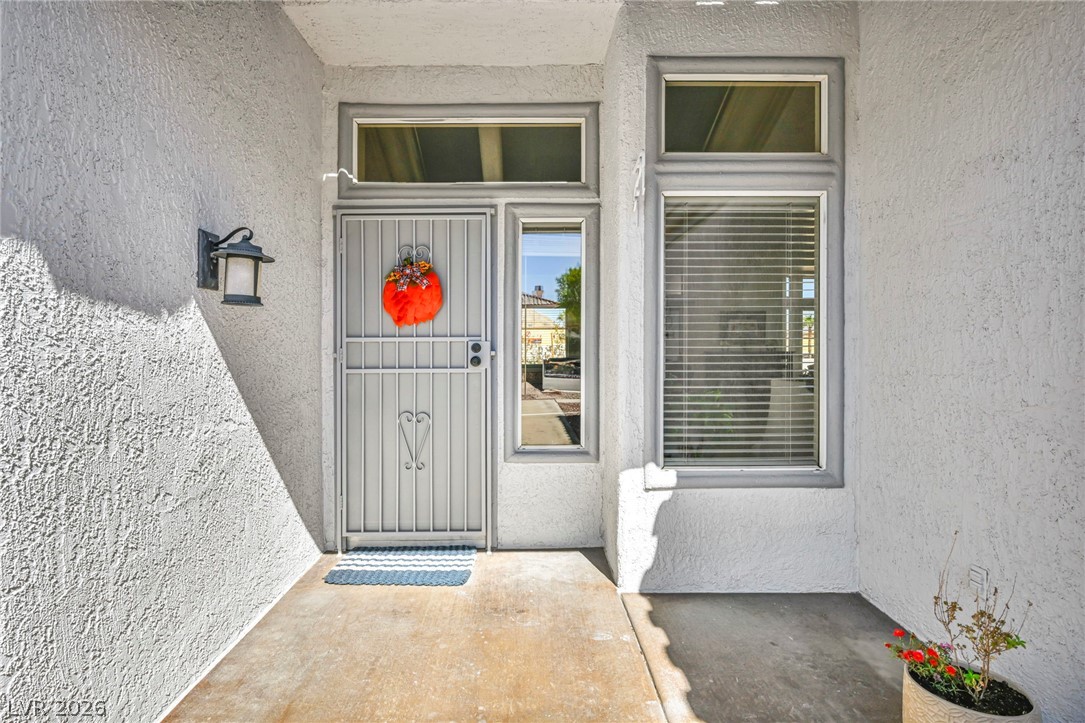 10020 Villa Ridge Drive Property Photo 5
