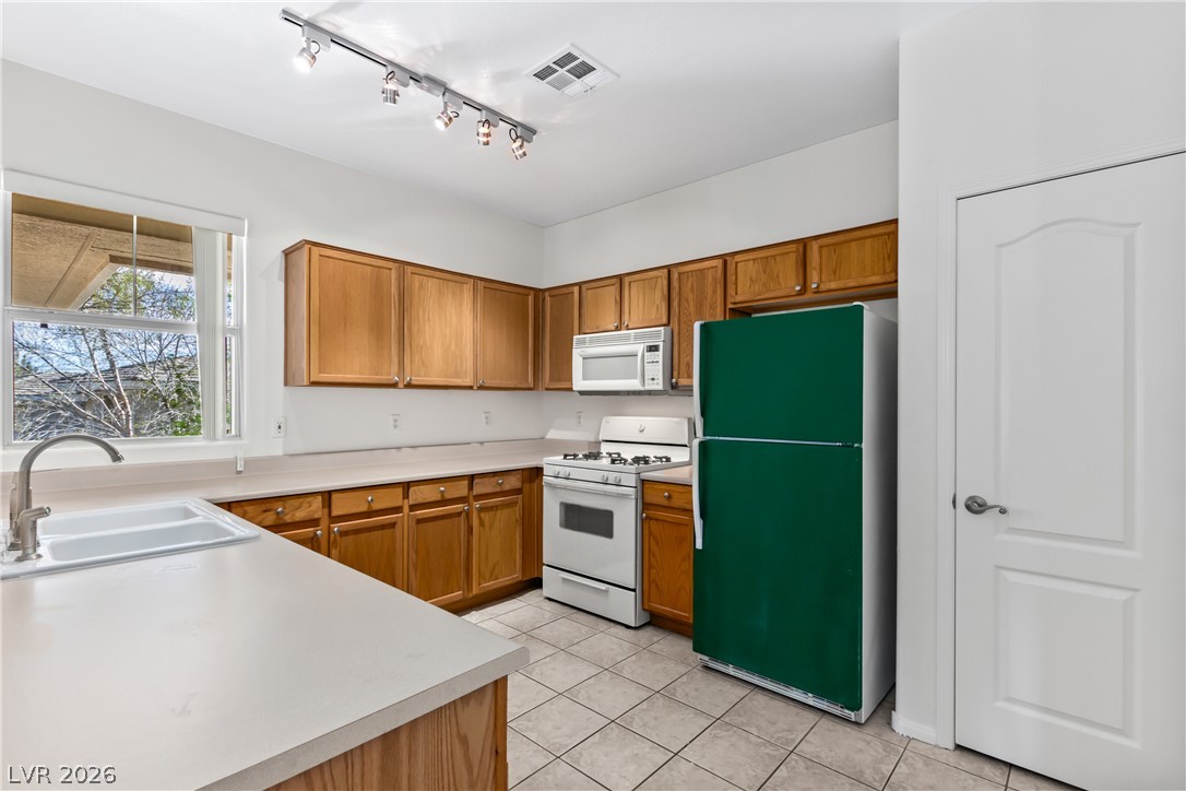 901 Duckhorn Court 201 Property Photo 8