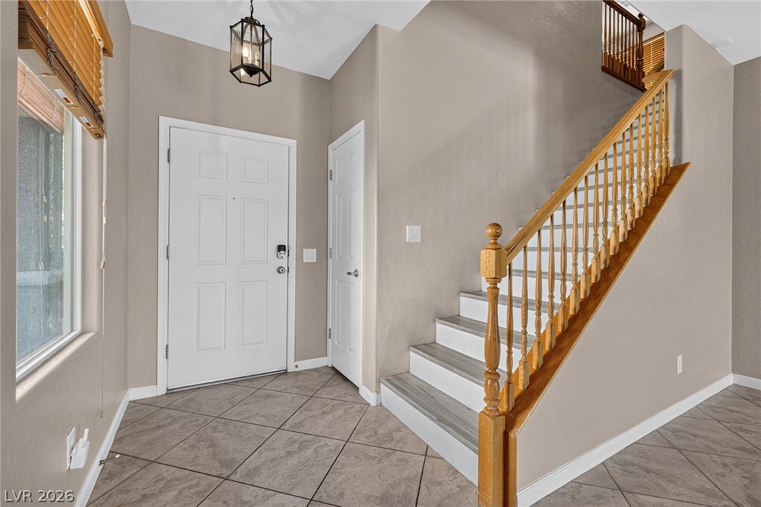8105 Celina Hills Street Property Photo 4