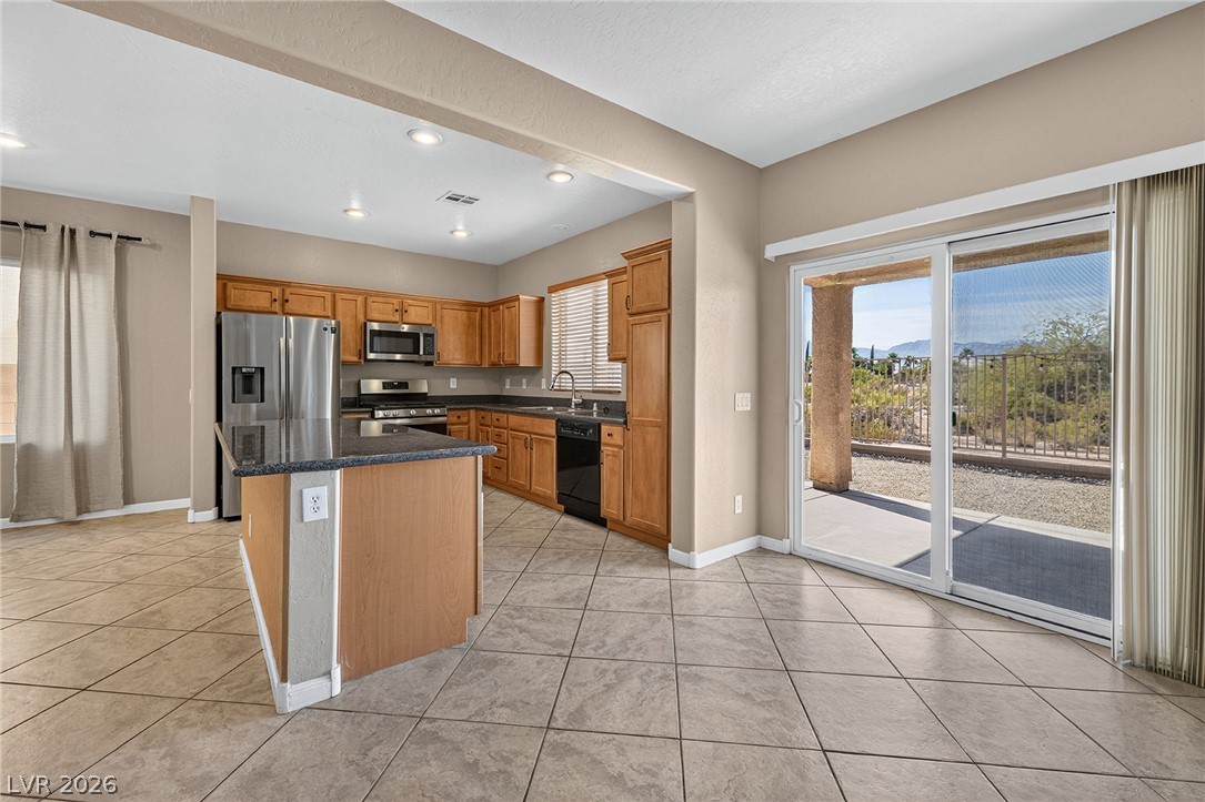 8105 Celina Hills Street Property Photo 12
