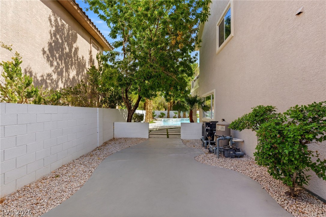 10626 San Vercelli Court Property Photo 61